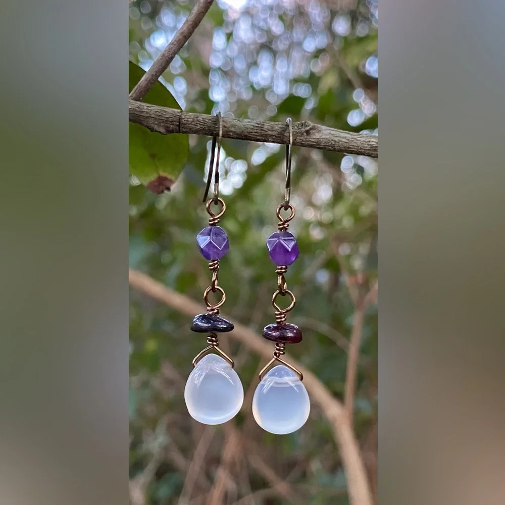 Chalcedony, Garnet and Amethyst Dangle Earrings - Picture 2 of 4